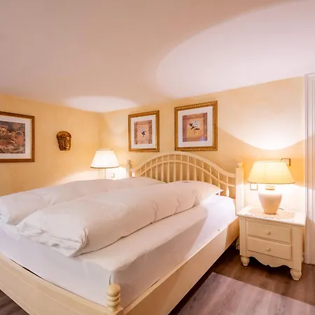 Haus Lucia Whg 1 公寓 韦斯特兰